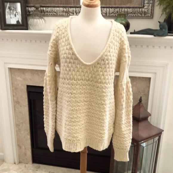 Free People Cream V-Neck Sweater - Picture 5 of 14